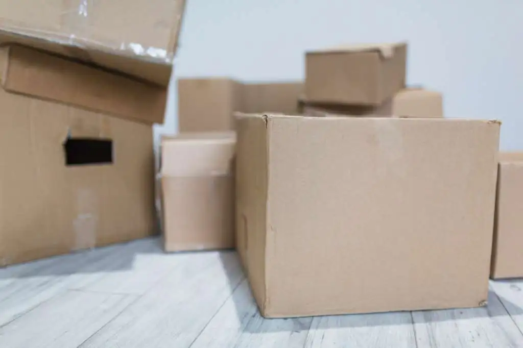 close-up-carton-boxes_23-2147782316
